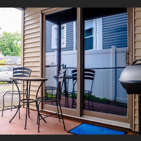Great 2 Bedroom Condo,Free Parking,Easy Commute. Irvington Eksteriør billede